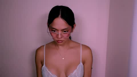 NaughtyAurora online show from 05-11-26, 04:15