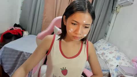 naughtychen18 online show from 11-18-25, 10:41