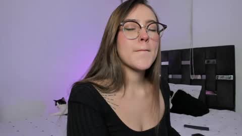 Snapshot of naughtycurvybbx chatting on 05-01-26, 05:56 LANAindependent model online show from 05-01-26, 05:56