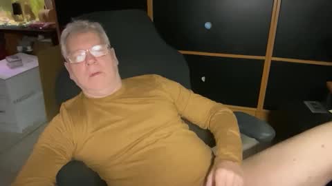 naughtydaddyla online show from 12-22-25, 03:14