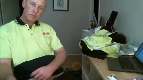 whatever you want it to be online show from 05-19-26, 07:04