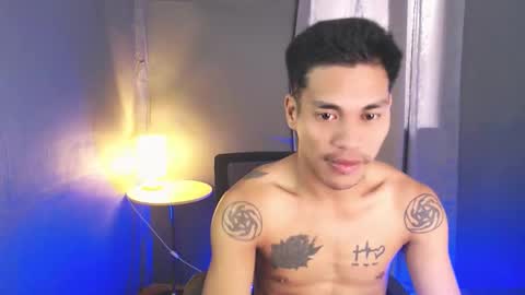 Snapshot of naughtyfuck_boy chatting on 04-28-26, 02:27 naughtyfuck_boy online show from 04-28-26, 02:27