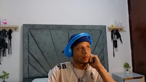 naughtyfusion_os online show from 06-08-26, 12:38