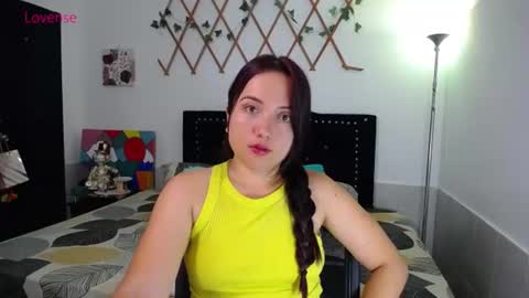 Snapshot of naughtygirl_mmm chatting on 07-06-26, 08:00 Valeria online show from 07-06-26, 08:00