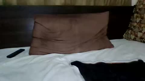 naughtyguy556677 online show from 06-08-26, 01:39