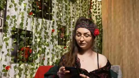 Snapshot of naughtyhomemade17 chatting on 07-26-26, 12:56 Mya Alexya online show from 07-26-26, 12:56