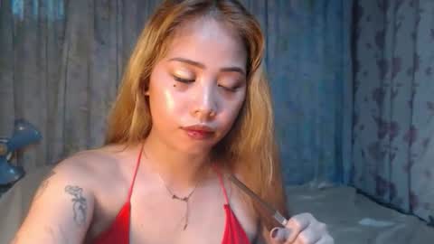 Snapshot of naughtyhotsexyjean chatting on 04-25-26, 10:07 miss jean online show from 04-25-26, 10:07