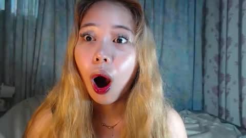 Snapshot of naughtyhotsexyjean chatting on 05-09-26, 02:06 miss jean online show from 05-09-26, 02:06