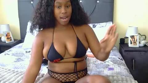 naughtyhottie99 online show from 04-29-26, 09:35