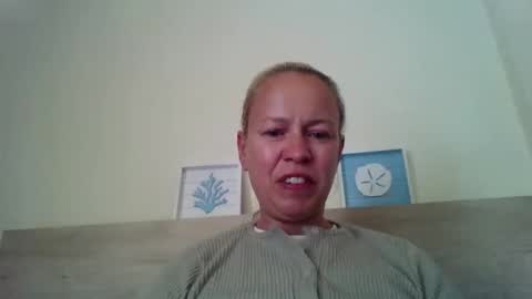 Snapshot of naughtyjennyblondeuk chatting on 04-30-26, 05:08 naughtyjennyblondeuk online show from 04-30-26, 05:08