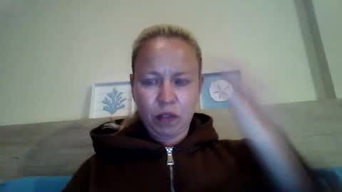 Snapshot of naughtyjennyblondeuk chatting on 05-08-26, 07:08 naughtyjennyblondeuk online show from 05-08-26, 07:08