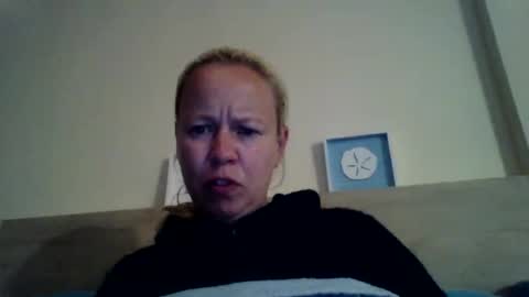 Snapshot of naughtyjennyblondeuk chatting on 05-11-26, 07:22 naughtyjennyblondeuk online show from 05-11-26, 07:22