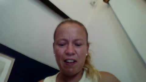 naughtyjennyblondeuk online show from 07-15-26, 06:02