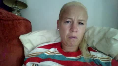 naughtyjennyblondeuk online show from 07-24-26, 05:44
