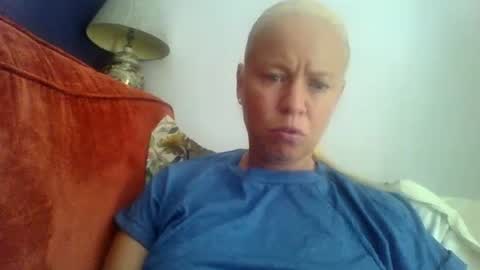 naughtyjennyblondeuk online show from 07-26-26, 02:02