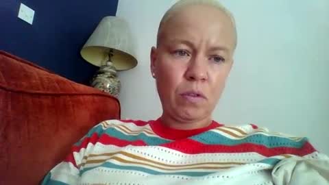 naughtyjennyblondeuk online show from 07-30-26, 03:33