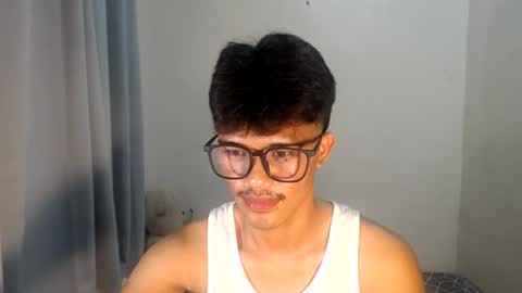Snapshot of naughtyjosh_ chatting on 07-04-26, 10:32 Josh online show from 07-04-26, 10:32