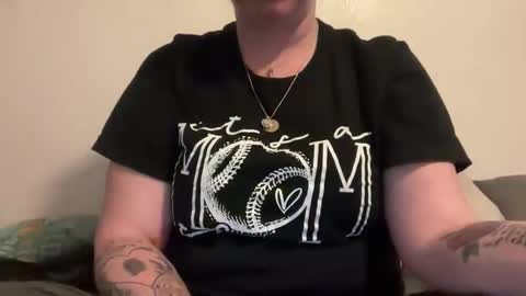 naughtylilkittten online show from 02-25-26, 05:06