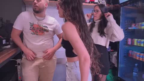 ANDREA STEPH  MIKE online show from 12-22-24, 07:31