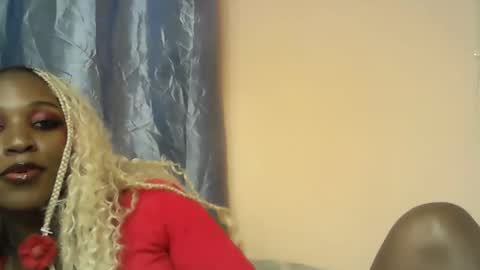 naughtynovaaa online show from 09-12-25, 12:05