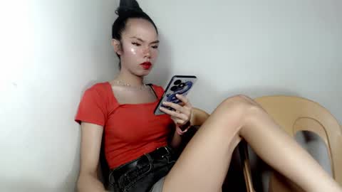 Snapshot of naughtypetiteangel chatting on 09-11-25, 07:47 naughtypetiteangel online show from 09-11-25, 07:47