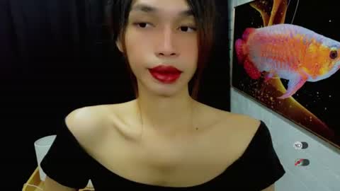 Snapshot of naughtysunshinepinay chatting on 09-12-25, 01:06 Celine online show from 09-12-25, 01:06