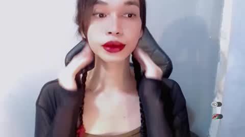 Snapshot of naughtysunshinepinay chatting on 09-21-25, 11:39 Celine online show from 09-21-25, 11:39