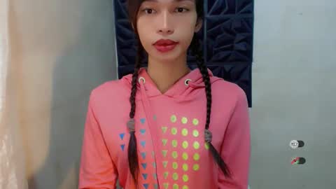 Snapshot of naughtysunshinepinay chatting on 10-21-25, 11:16 Celine online show from 10-21-25, 11:16