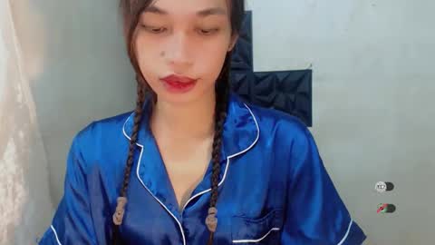 Snapshot of naughtysunshinepinay chatting on 11-13-25, 02:10 Celine online show from 11-13-25, 02:10