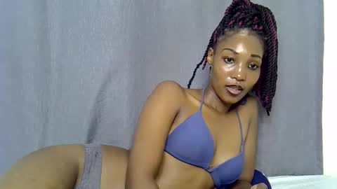 Snapshot of naughtyy4u chatting on 05-02-26, 09:36 naughtyy4u online show from 05-02-26, 09:36