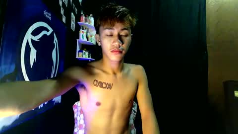 Loy online show from 10-26-25, 03:51