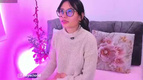 Naye  online show from 06-24-26, 03:22