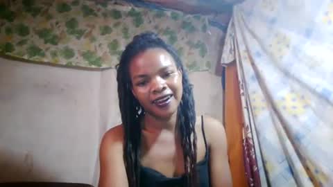 Snapshot of naylah313 chatting on 06-15-26, 06:04 Nayla online show from 06-15-26, 06:04