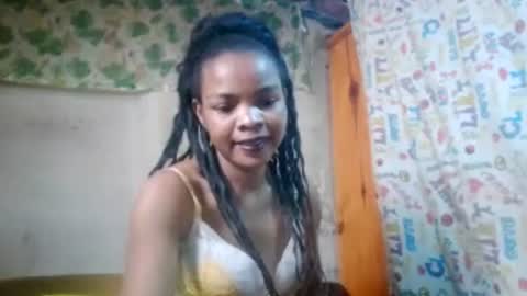 Snapshot of naylah313 chatting on 06-16-26, 11:02 Nayla online show from 06-16-26, 11:02