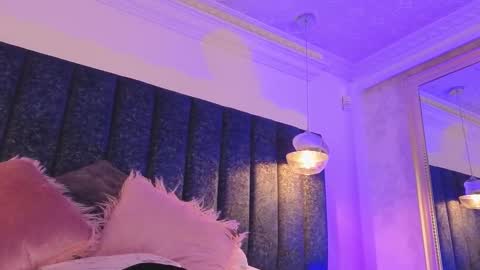 Juli  online show from 02-22-25, 11:46