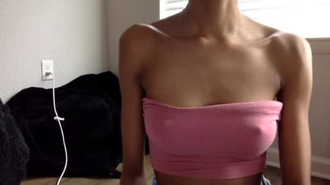 Snapshot of nayomiinorma chatting on 07-20-26, 04:31 Nayomi Norma online show from 07-20-26, 04:31