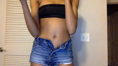 Snapshot of nayomiinorma chatting on 07-26-26, 04:36 Nayomi Norma online show from 07-26-26, 04:36