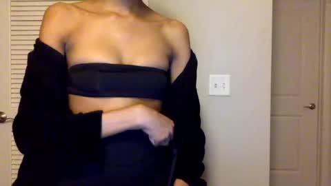 Snapshot of nayomiinorma chatting on 07-27-26, 04:41 Nayomi Norma online show from 07-27-26, 04:41
