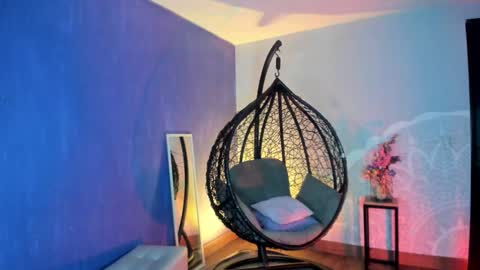 Nefertari online show from 01-26-25, 11:39