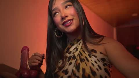 Nefertari online show from 03-24-26, 11:15