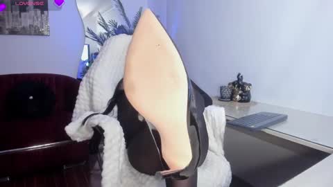 Hellen online show from 02-27-25, 10:31