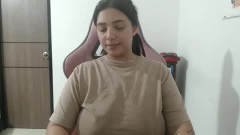 Snapshot of nebyula_star chatting on 02-25-26, 02:32 Nebyula online show from 02-25-26, 02:32