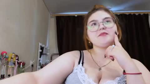 Snapshot of nectardream chatting on 07-19-26, 11:58 nectardream online show from 07-19-26, 11:58