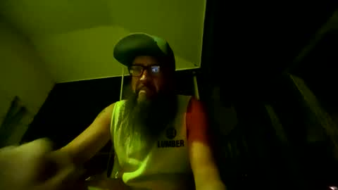 Snapshot of needu802318 chatting on 06-07-26, 04:05 Easy E online show from 06-07-26, 04:05
