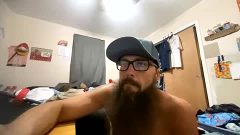 Snapshot of needu802318 chatting on 06-08-26, 03:51 Easy E online show from 06-08-26, 03:51