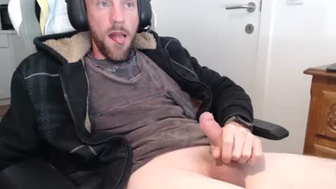 needyoujust online show from 09-24-25, 12:14