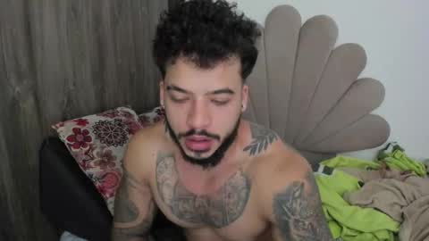 Nei turn green online show from 12-14-25, 12:54