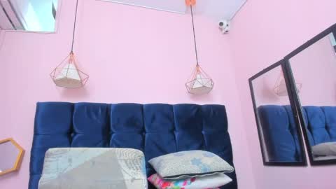 Snapshot of neferet_opal chatting on 04-26-26, 01:25 neferet_opal online show from 04-26-26, 01:25