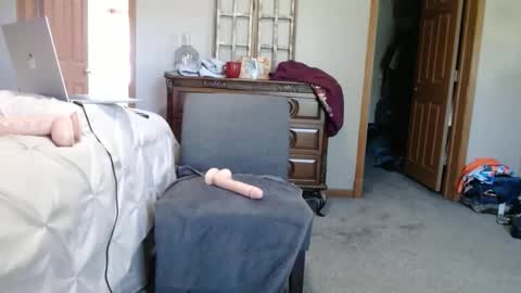 Snapshot of neighborguy4u chatting on 06-05-26, 05:51 NEIGHBORGUY4U online show from 06-05-26, 05:51