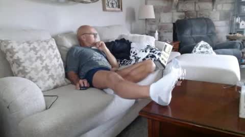 NEIGHBORGUY4U online show from 06-27-26, 02:44